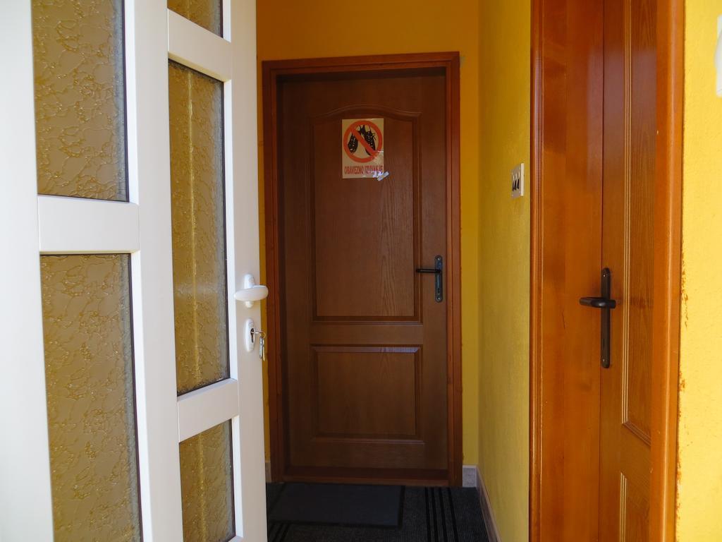 Rooms And Bungalows Sreten Zugic Žabljak Quarto foto